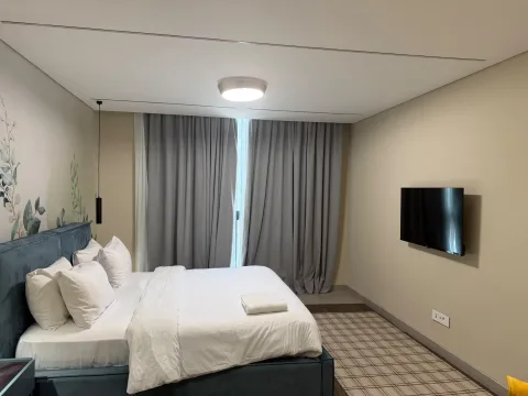 Appartement 2 pièces 305 de The Stay : la chambre avec lit double