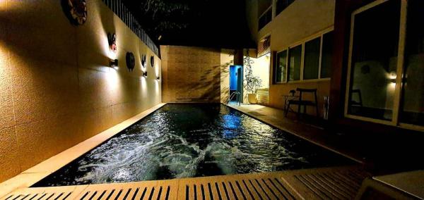 Piscine Roots Hotel - Image 4